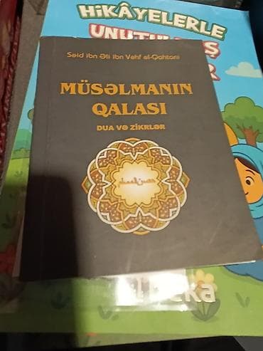 Məhsul: İslam mövzusunda kitablar dəsti quranlar 25₼ uşaq kitablar 10₼