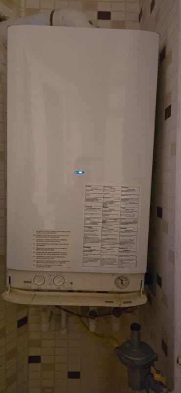 Radiatorlar: 24lük kombi işləkdir. Ünvan Masazır Yeni Bakı — 2