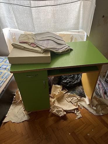 Мебель: Для девочки и мальчика, Б/у, 2 односпальные кровати — 1