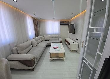 дом на колесах в баку: Gəncə şəhərində 3 nömrəli xəstəxanın yaxınlığında 4 mərtəbəli binanın — 2