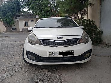 Kia Rio: 1.4 l | 2012 il Sedan