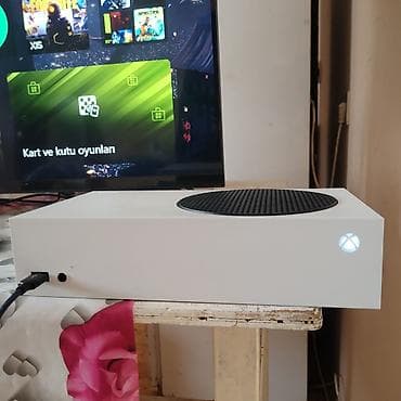 Xbox Series S: Xbox Series S oyun konsolu - Rəng: ağ - Kompakt, disk girişsiz model — 2