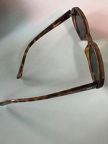 Le Specs 
Like new 
80 azn — 6