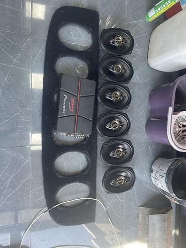 pyaner kalonka: Avtomobil səs sistemi dəsti - Gücləndirici: Pioneer 1000W (üzərində — 2