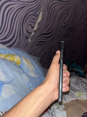 philips xenium 9@9h: Samsung Galaxy Note 8, 64 GB, rəng - Qara, Qırıq, Düyməli, Sensor — 4