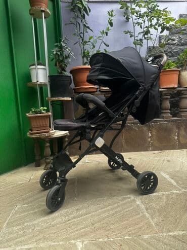 quatro mini uşaq arabaları: Qara rəngdə, Kidilo markalı uşaq arabası. Yüngül çəkisi və yığcam — 3