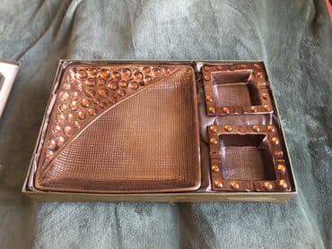 xar tutun faydaları: Qaşlarla bəzədilmiş əl işi. Qəhvəyi rəngdə — 3