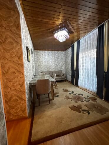 suraxanı qaraçuxur qəsəbəsində yusif eyvazov küçəsində satılıq həyət evlər: Suraxanı 4 otaqlı, 95 kv. m, Kredit yoxdur, Orta təmir — 7