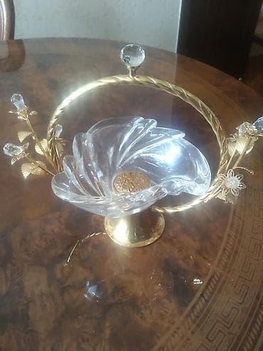 meyve qabl: Bəzəkli kristal konfet qabı - Material: şəffaf kəsimli kristal kasa — 1