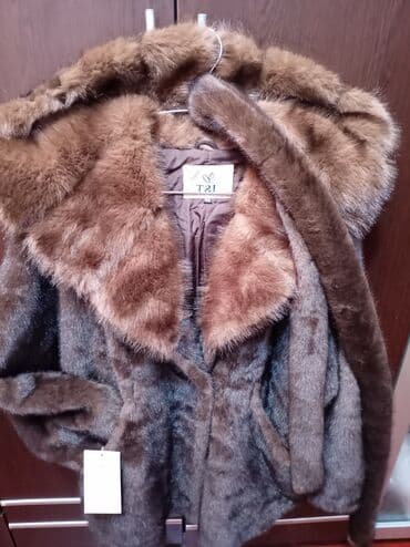 женские шубы итальянского производства: Шуба, M, цвет - Коричневый — 1