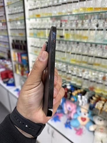 smart box qiymeti: IPhone 14 Pro, 256 GB, Qara, Face ID — 6