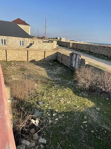 4 sot, Tikinti, Bələdiyyə