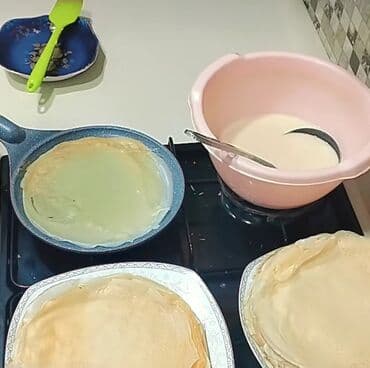 Temiz Gence dudunen hazirlanir 50 eded 15 manat. olcu 22 sm. xəmir