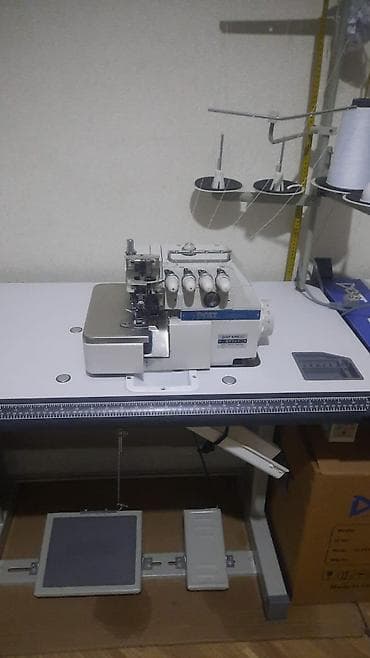 Sənaye overlok tikiş maşını – stolüstü komplekt - Tip: 4 iplikli