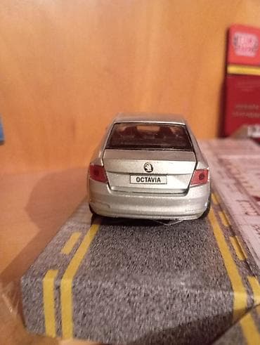 Монеты: Model avtomobil – Škoda Octavia sedan (kolleksiya modeli) - Gümüş — 2
