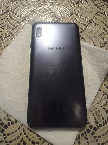 samsung tab a8: Samsung Galaxy A10, 32 GB, rəng - Qara, İki sim kartlı — 4