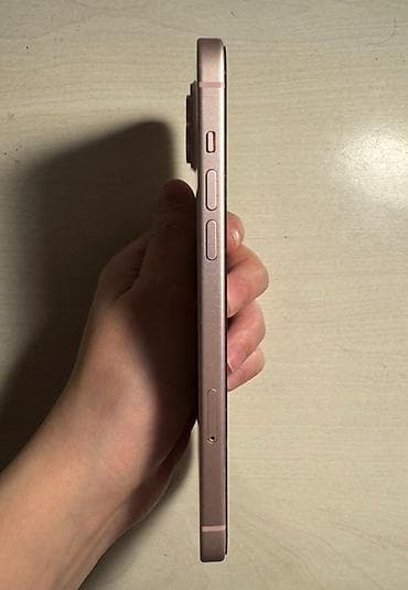 prodat iphone: IPhone 15 Plus, 128 GB — 3