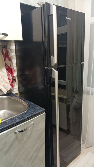 Кухонные плиты и варочные поверхности: Heiner iki qapılı soyuducu - Rəng: parlaq qara, gümüşü uzun şaquli — 2