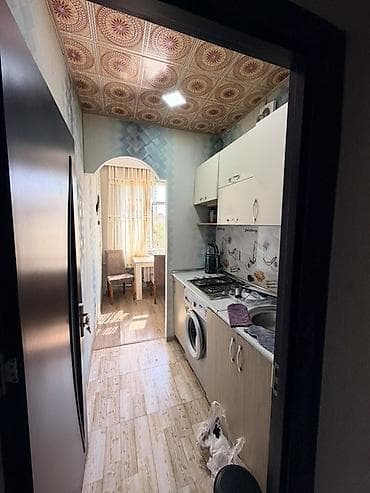 berde kiraye: 1 otaqlı mənzil – tam mebellə və texnika ilə Plan və otaqlar: - Geniş — 2