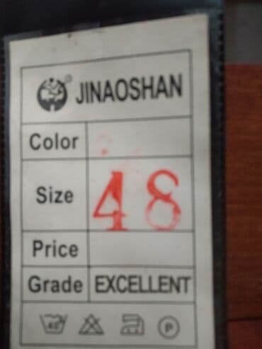 kisi pencekleri: Göyə çalan boz kostyum.48razmerdi1dəfə toya geyinilib.Lap yenidi — 5