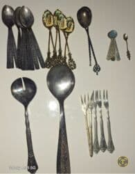 Kecmisin qadiqlari hamisi bir yerde 75 azn