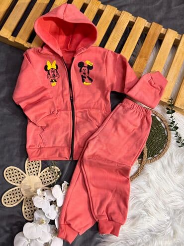 ritmik gimnastika üçün kupalniklər: Uşaq üçün iki hissəli idman dəsti - Model: kapüşonlu jaket + şalvar - — 2