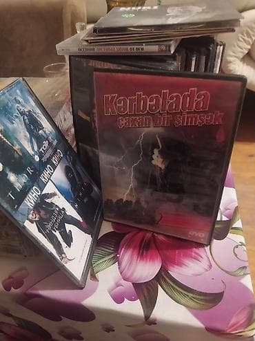 CD, DVD диски и кассеты: Kolleksiya: müxtəlif media daşıyıcıları – VHS kasetlər, audio kasetlər — 1