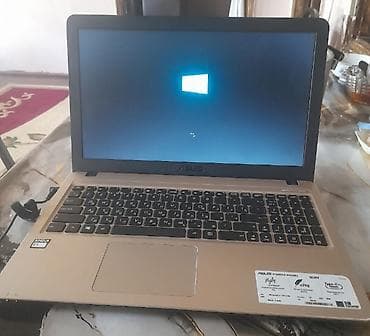 fujitsu siemens computers: İşlənmiş ASUS 15.6 ", AMD E1, 512 GB, Ödənişli çatdırılma — 4