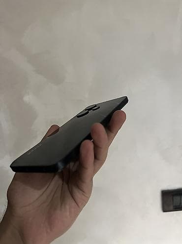 i̇nfinix note 30: Infinix HOT 30i, 128 GB, rəng - Mavi, Sensor, Face ID — 9