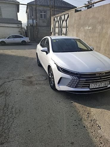 BYD Destroyer 05: 1.5 l | 2025 il 30000 km Sedan — 3