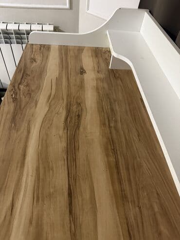 Ofis dəst mebeli: İşlənmiş, Dördbucaq masa — 4