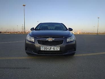 Chevrolet Cruze: 1.4 l | 2011 il Sedan