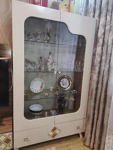 metbex stol stullari 2019: Kamod servant tv stend təzə kimidir uzerinde bir cızıg bele yoxdur — 4