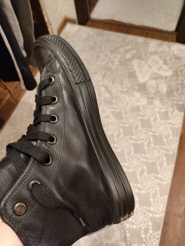 adidas qaçış üçün qadın krossovkaları: Ölçü: 37, rəng - Qara, İşlənmiş — 3