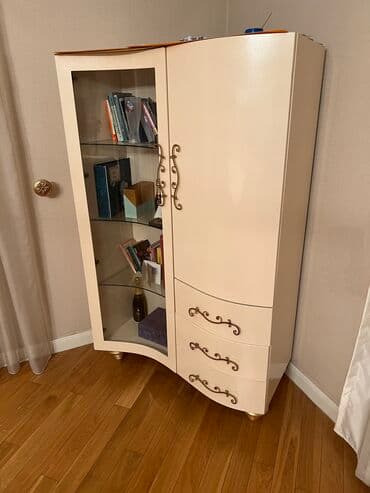 fırlanan oturacaq: İşlənmiş, Komod, Masa və oturacaqlar, Servant, Türkiyə — 5