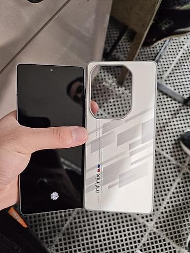 ön kamera: Infinix Note 30 VIP, 256 GB, rəng - Boz — 5