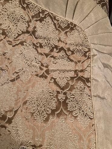 Şəkillər, tablolar: İki nəfərlik yataq örtüyü.250 aznə alınıb.Türkiyə istehsalıdır.Demək — 2