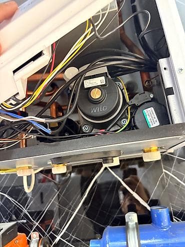 qaz nasosu: Unical IDEA qaz kombisi - Divardan asılan, kompakt gövdə - İstilik və — 2