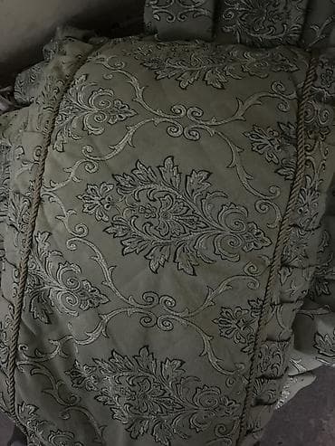 Yataq üçün rəng - Gümüşü Yataq örtüyü