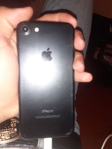 IPhone 7, Qara, Qırıq