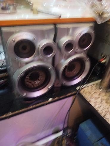 LG ev audio sistemi – stereo receiver/amplifikator və iki ədəd iri