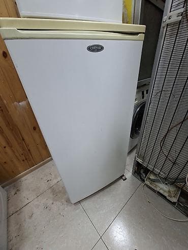 playstation satisi: Mini Cinar Soyuducu Satılır, rəng - Ağ — 1