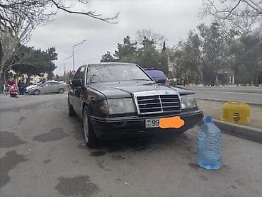 111 mətin: Mercedes-Benz 200: 2 l | 1992 il Sedan — 1