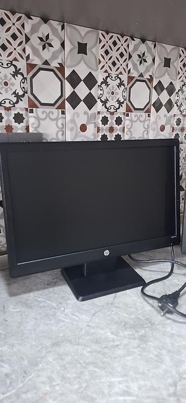 Настольные ПК и рабочие станции: HP W1972a LCD monitor - Ekran diaqonalı: 18.5" - Panel: LCD, parlaq — 1
