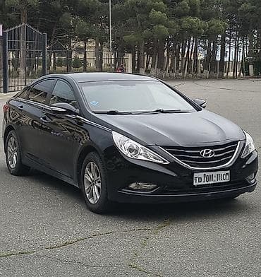 07 2010: Hyundai Sonata: 2 l | 2010 il Sedan — 2
