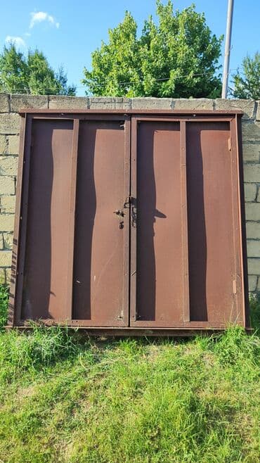 qapi zamoku qiymeti: Metalkonstruksiya qapı (ikiqanadlı)

- Material: qalın metal — 1