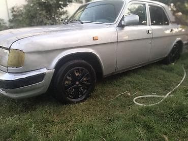 disk teker merkezi: QAZ-3110 “Volga” sedan - Kuzov: gümüşü rəng, 4 qapı, arxa ötürücülü — 4