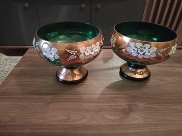 qapi bezeyi: Bəzəkli şüşə kasalar dəsti (2 ədəd) - Material: qalın yaşıl şüşə — 1