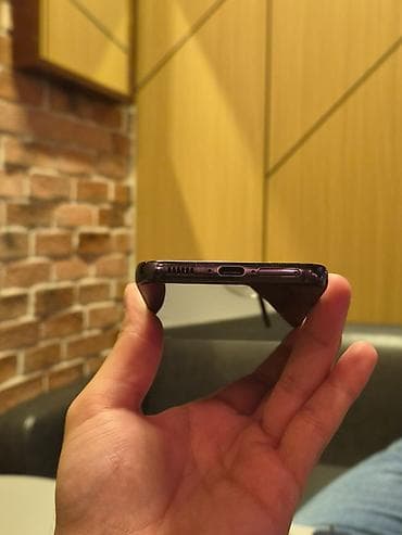 Samsung Galaxy S23, rəng - Qara, Simsiz şarj — 2