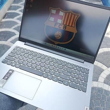 samsung note 10 satilir: 8 GB RAM 512 GB SSD (çox sürətli) 8 nüvəli prosessor Üstündə əlavə — 5